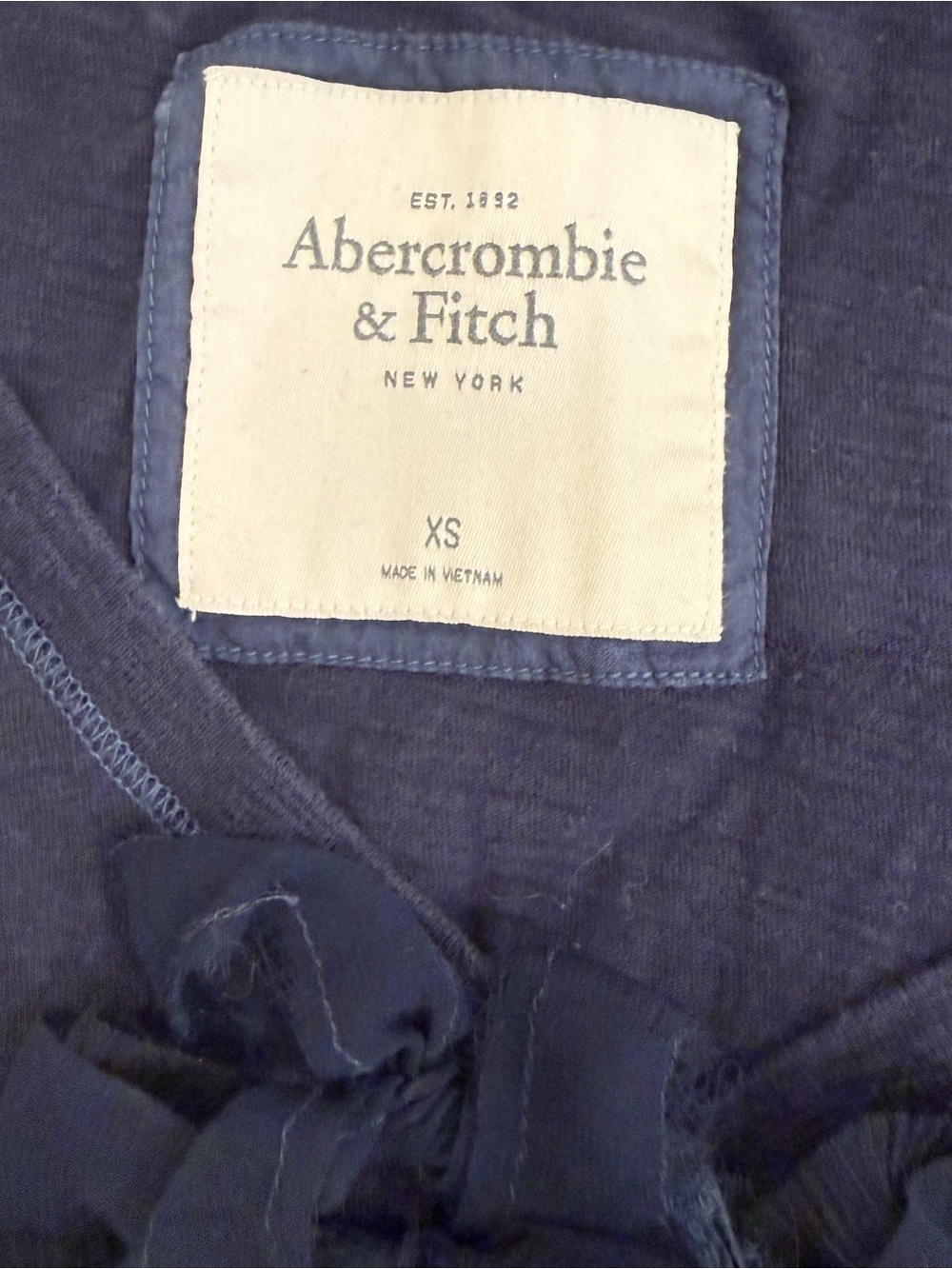 Abercrombie & fitch vintage navy v neck bow top - Picture 3 of 4